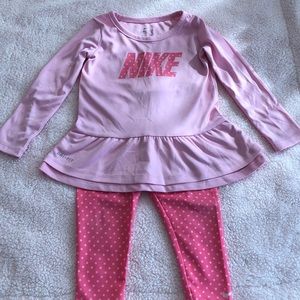 Nike 2 piece pant outfit
